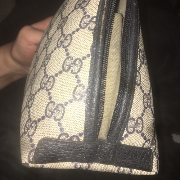 Gucci toiletry bag - Picture 2 of 8